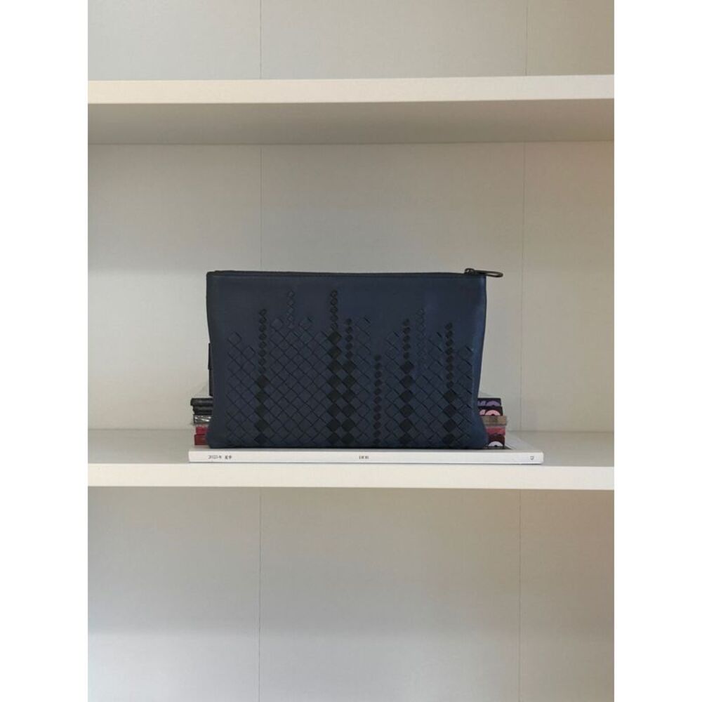 Bv Women Pre-Loved Bag Very Good Condition
